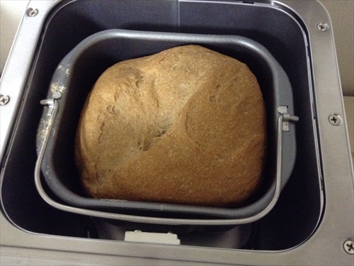 ツインバードホームベーカリーPY-E731で、全粒粉パンを作ってみた 