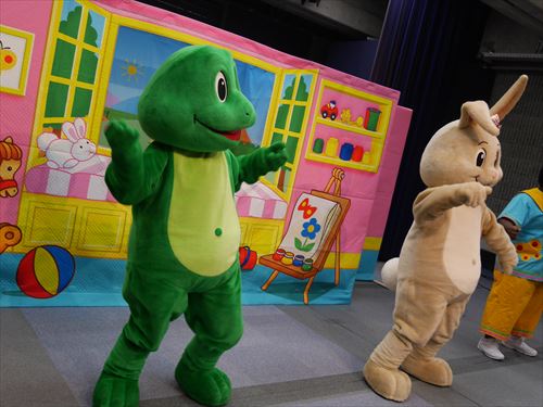 DWE週末イベント「The Froggy and Bunny Show」