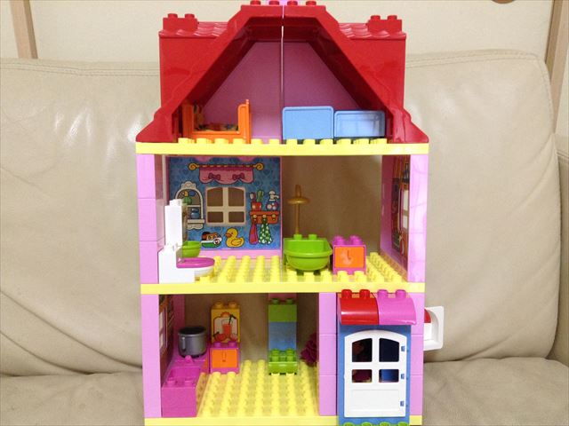 遊びの幅が広がるデュプロ・プレイハウスで女の子もレゴに夢中 ...