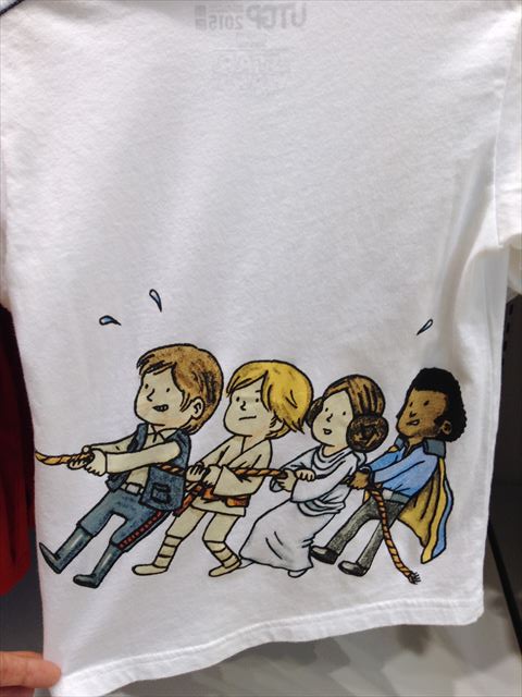 ユニクロ「スターウォーズ」子供用Tシャツ