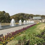 須磨離宮公園の噴水広場と花壇