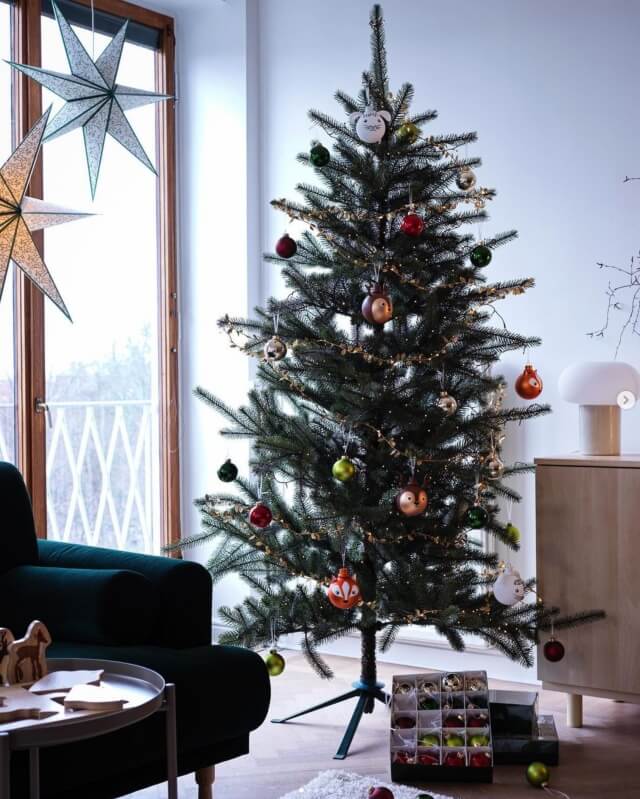 IKEA「クリスマス2021」かわいい小動物のオーナメント、ガラスのデコレーション、テーブルウェア、ライトアイテムなど